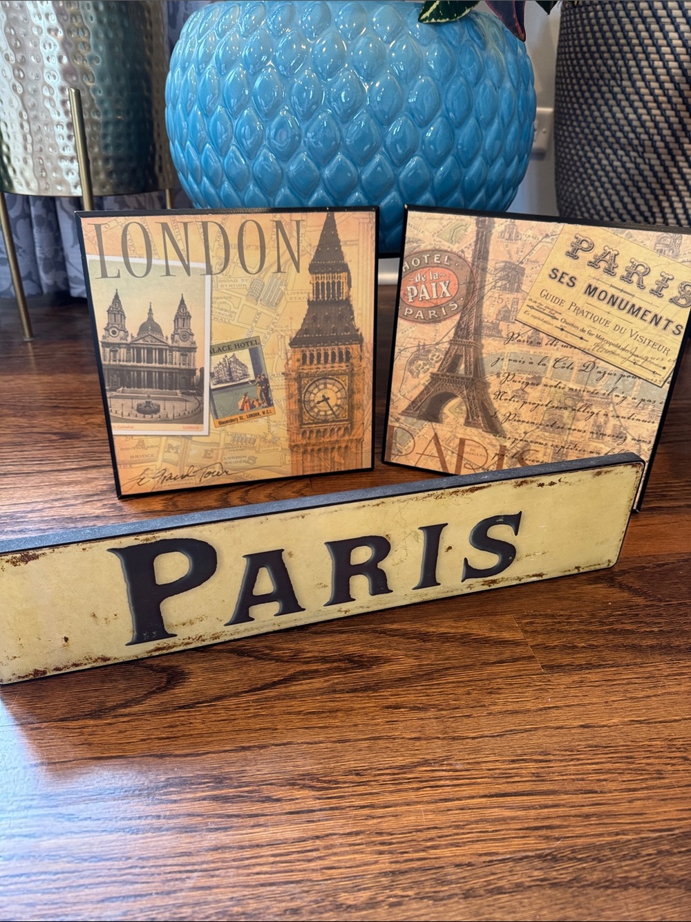 Paris & London Wooden Accent Sign Set in Vintage Yellow and Black